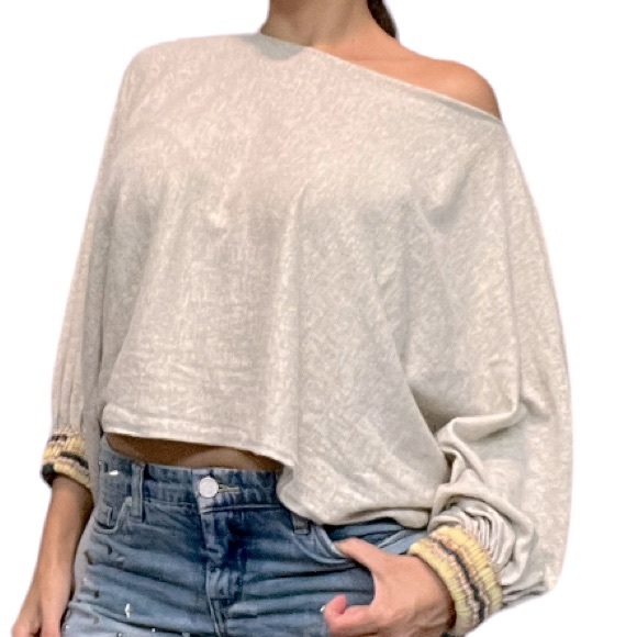 Zaket & Plover dolman batwing sleeve sweater. - Picture 1 of 12